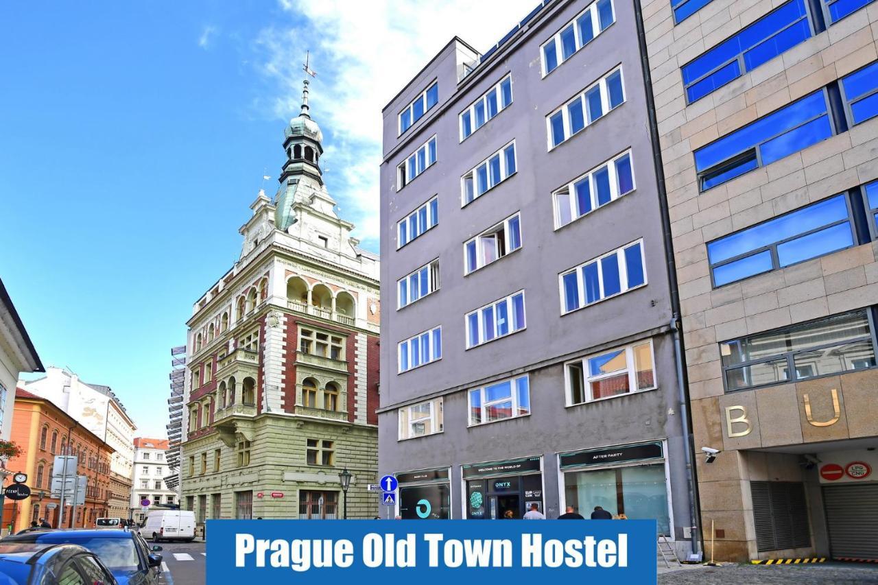 Benedikt City Center Hostel Praga Esterno foto