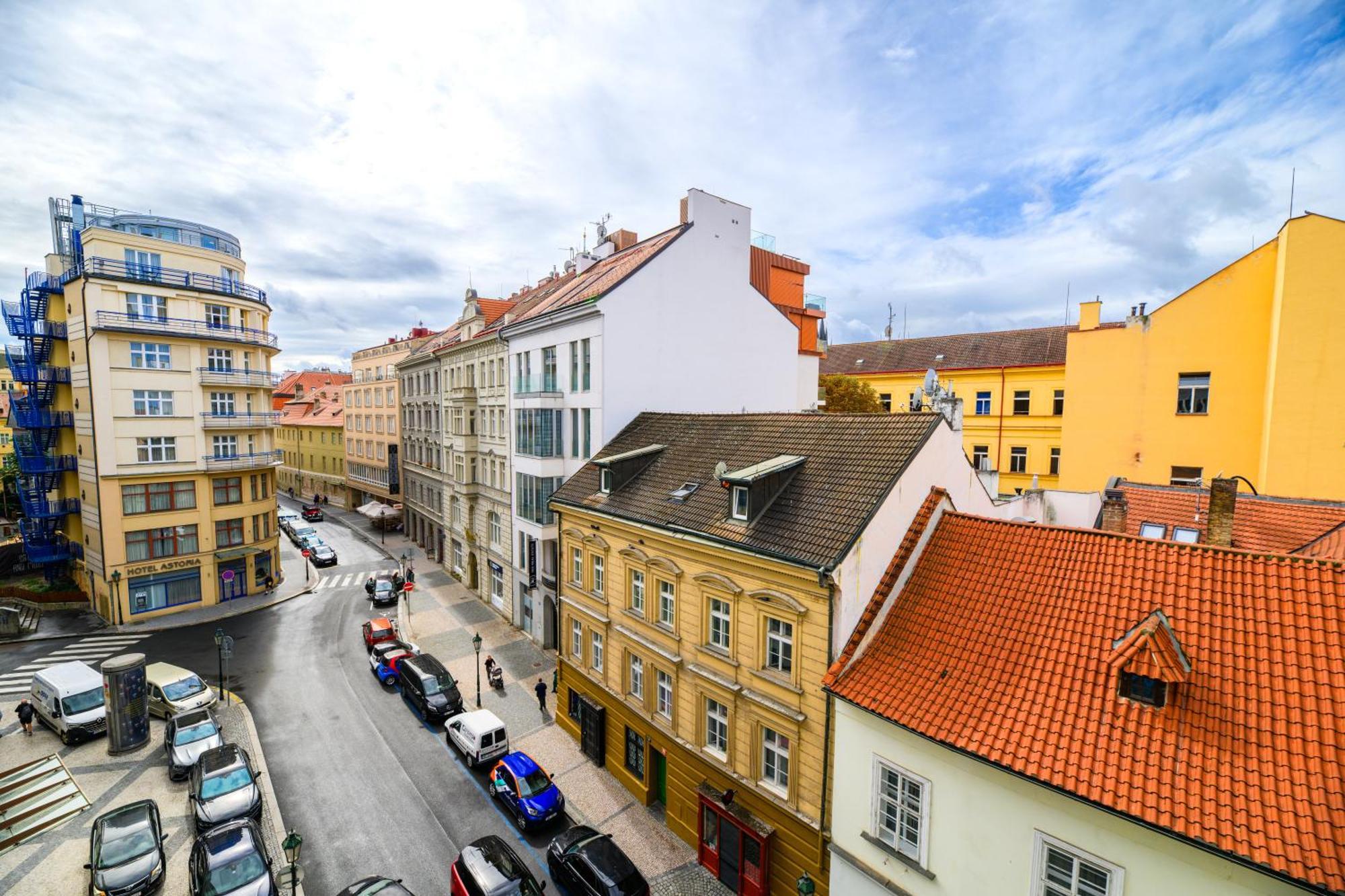 Benedikt City Center Hostel Praga Esterno foto
