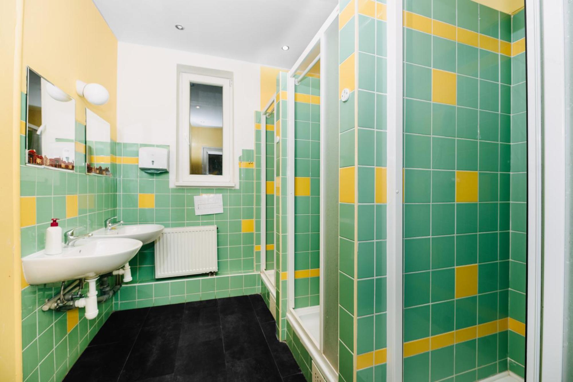 Benedikt City Center Hostel Praga Esterno foto