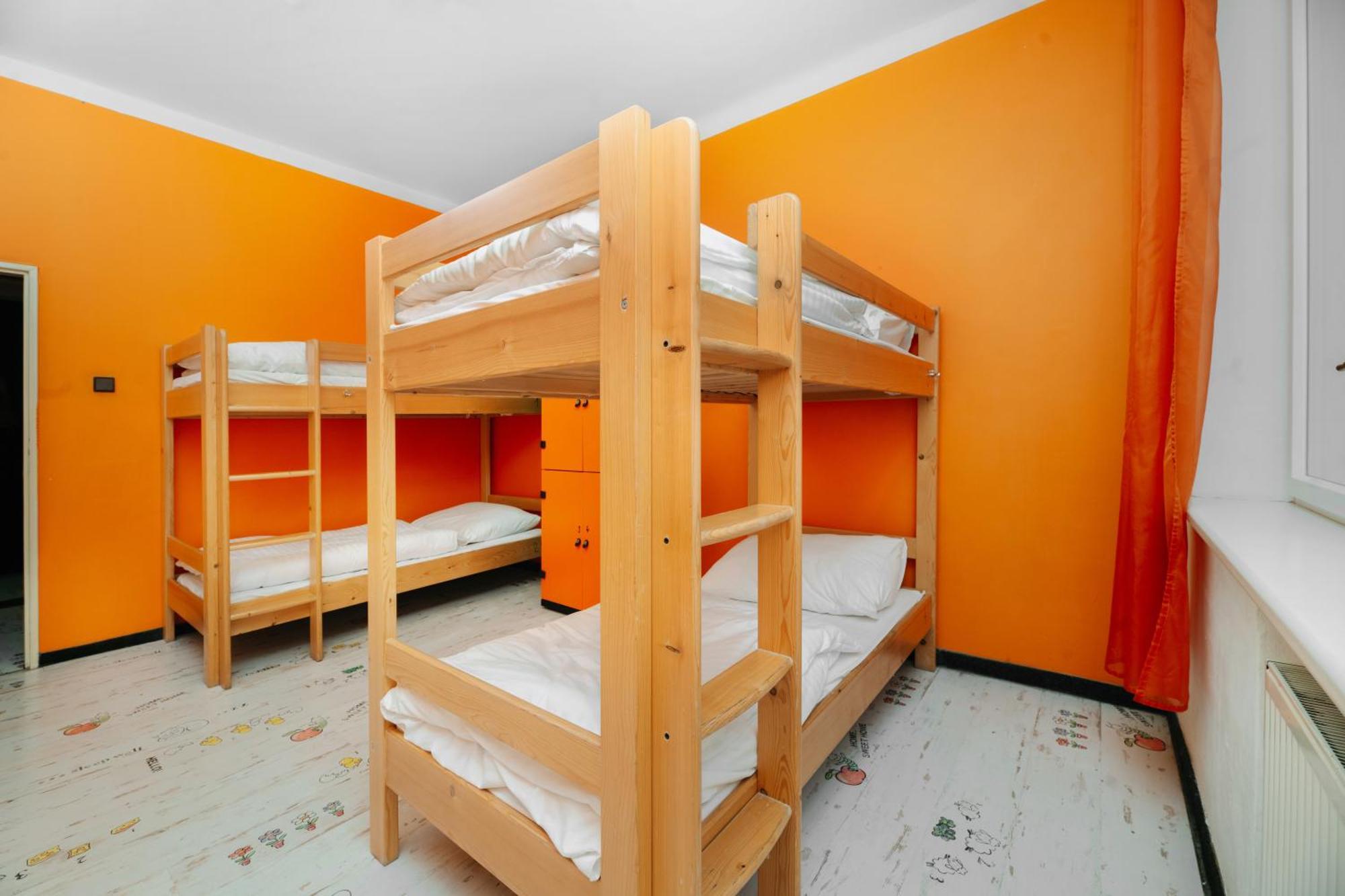 Benedikt City Center Hostel Praga Esterno foto