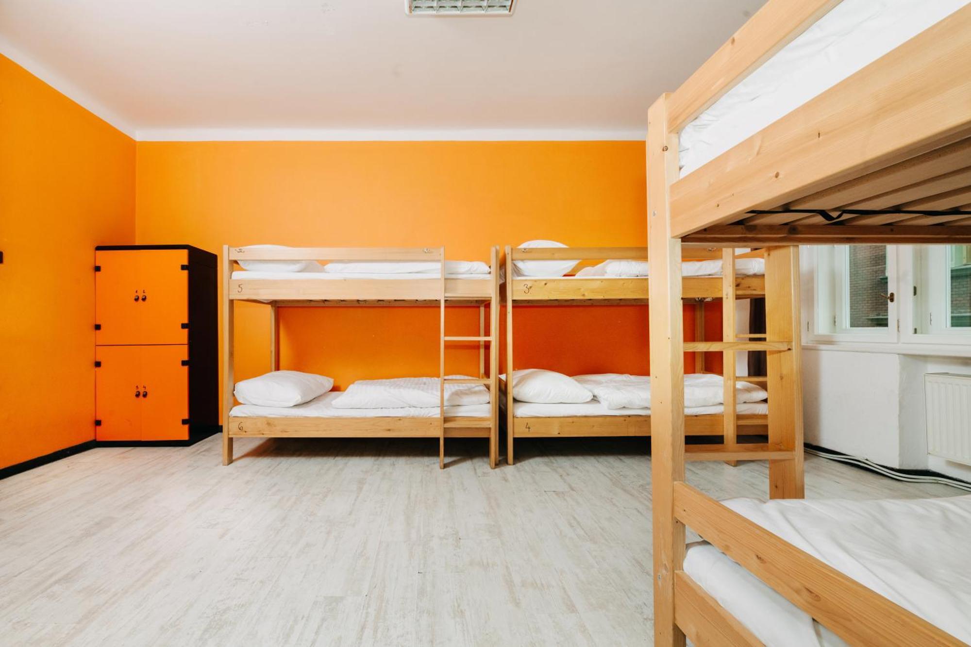 Benedikt City Center Hostel Praga Esterno foto